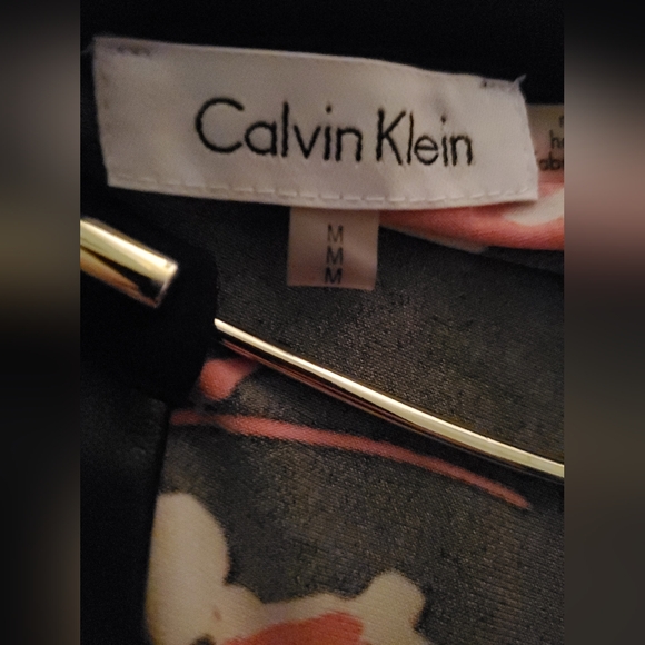 Calvin Klein Floral Fitted Blouse Size Medium - Picture 5 of 9